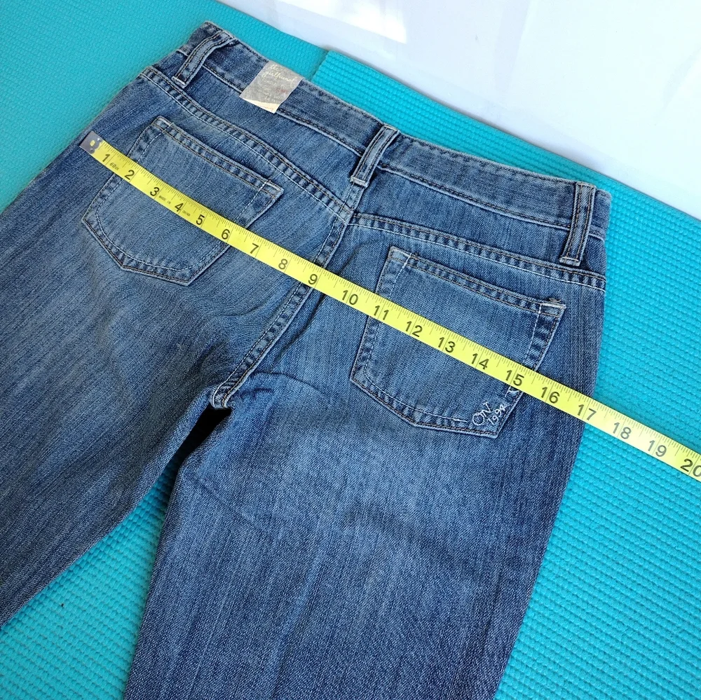 NWT Old Navy Junior Girlfriend Classic Rise Flare Jeans - Adj Waist - 12 Plus